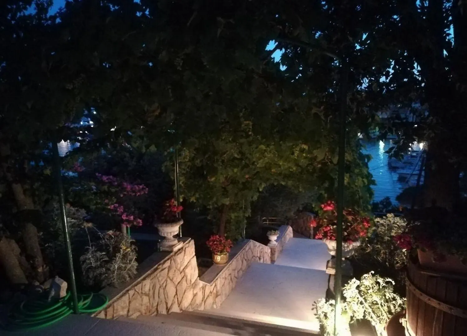 Banjol Apartments Pero - 50 M From Sea