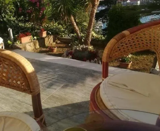 Banjol Apartments Pero - 50 M From Sea