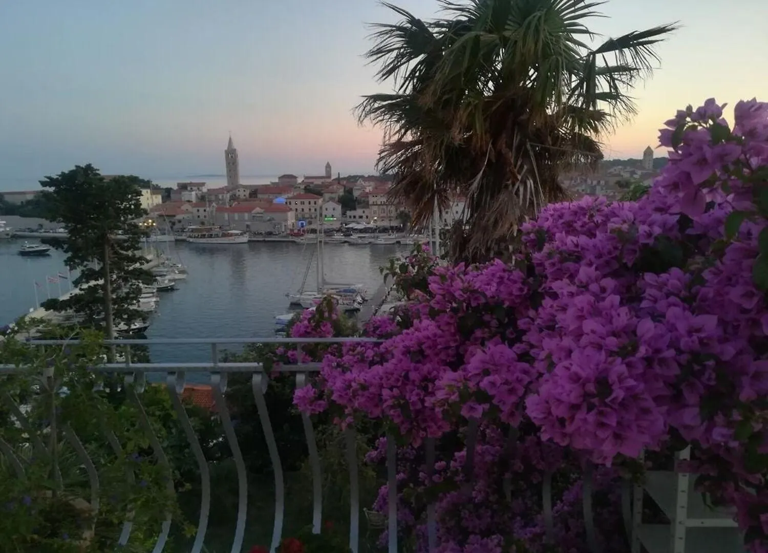 Banjol Apartments Pero - 50 M From Sea