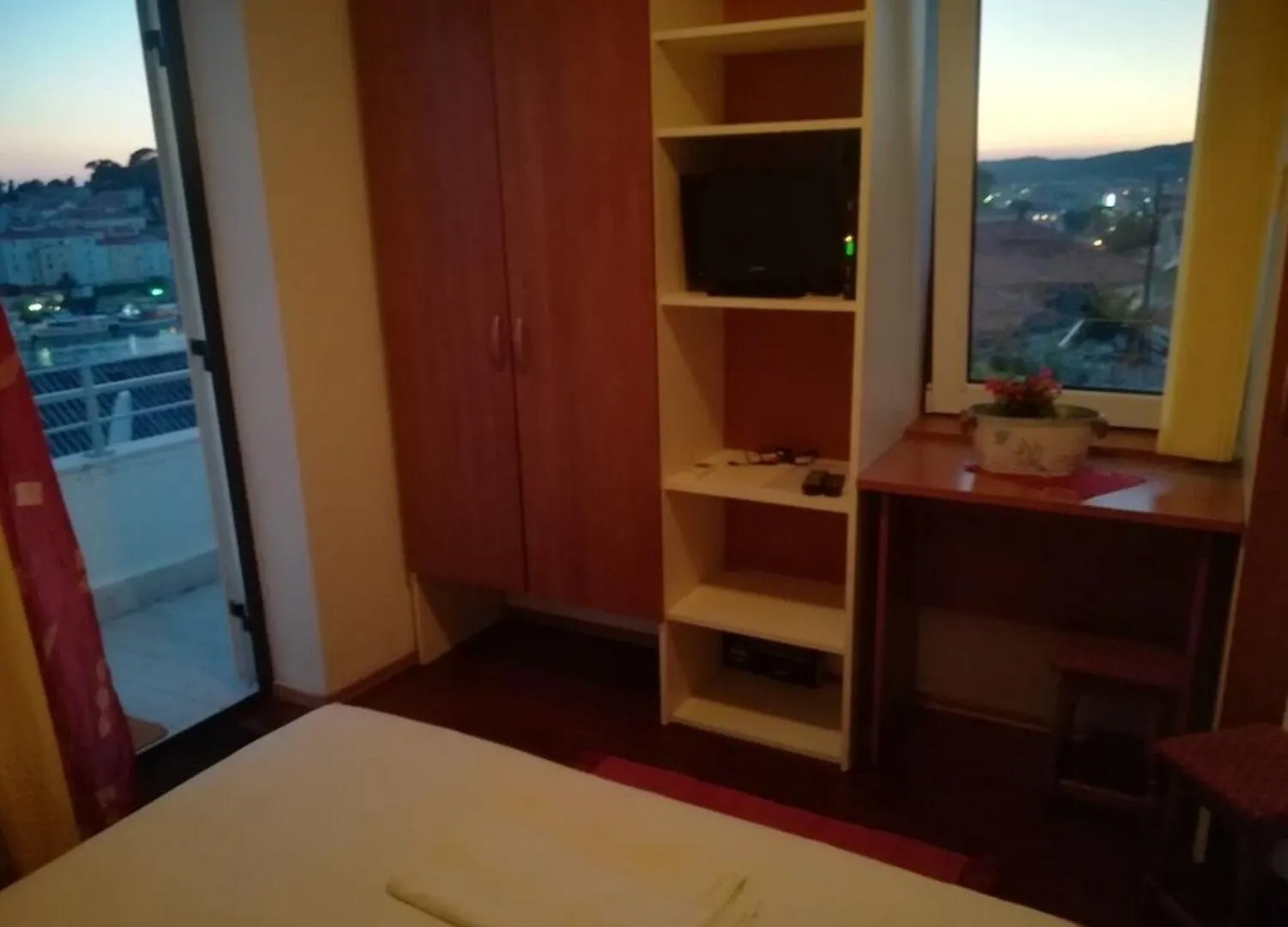 Banjol Apartments Pero - 50 M From Sea