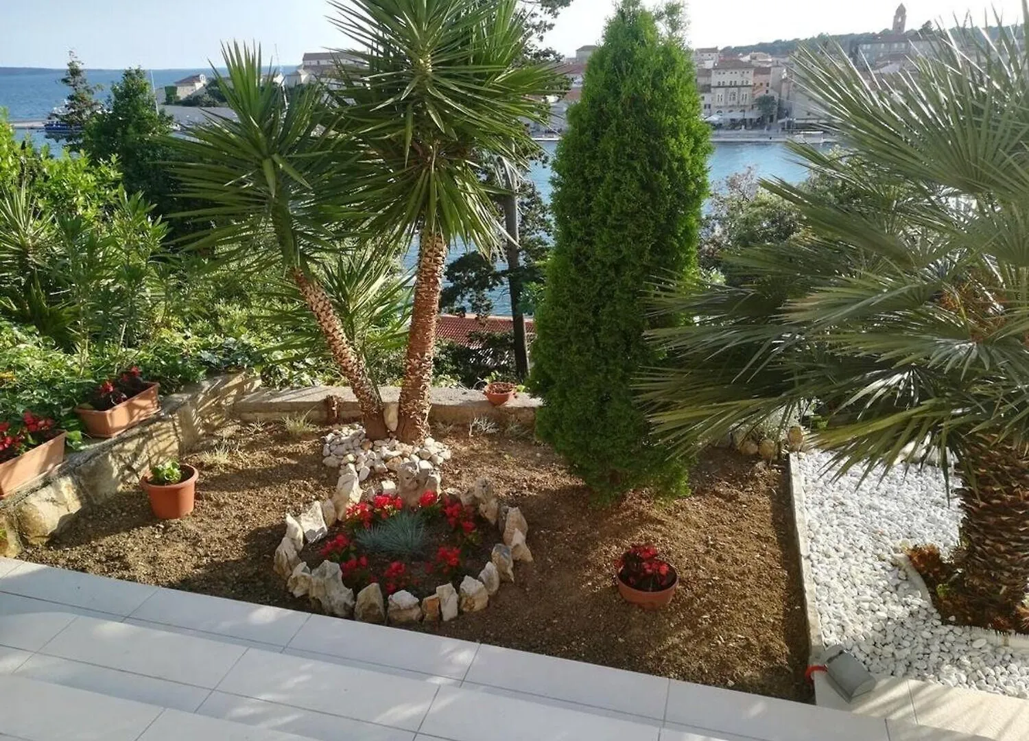 Banjol Apartments Pero - 50 M From Sea